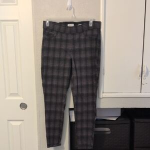 Nine West Black and Gray Plaid Skinny Pants